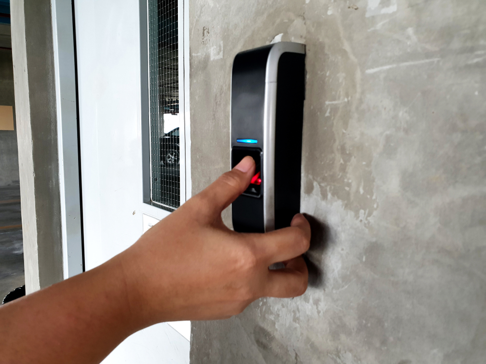 Access Control Maintenance: How to Manage Multi-Site Installations and Service Contracts with FSM Platforms